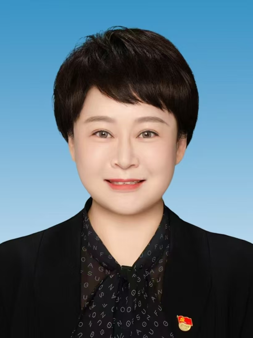 温丽佳 局长、党组书记
