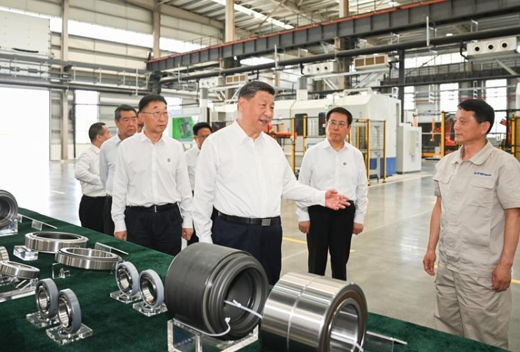 习近平在河南考察时强调：坚定信心推动高质量发展高效能治理 奋力谱写中原大地推进中国式现代化新篇章